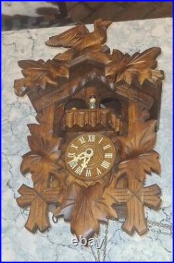 Antiqu made in Germany Cuckoo Clock Plays Edelweiss Black Forest Working