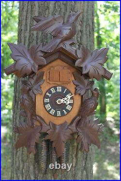 Antique Black Forest Cuckoo Clock Quail in Working Condition