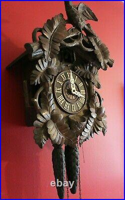 Antique Black Forest Cuckoo Clock Wooden Wall Clock Vintage