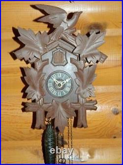 Black Forest Vintage One-Day German-Made Hubert Herr Tribers Cuckoo Clock RUNS