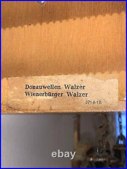 Cuckoo Clock Heco Kuckuck Donauwellen Walzer Wienerburger 3714-15 Antique Wooden