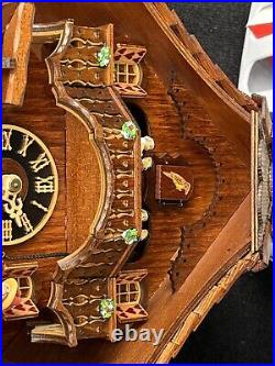 Cuckoo Clock of the year 2008 Lodge Romance Dancers, Dog Kennel Works