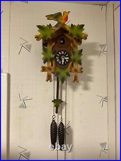 Cuckoo Wall Wooden Clock With Bird and Five Leaf Working