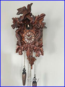 Cuckoo clock black forest quartz german wood battery clock handmade music new