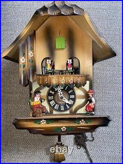 E. SCHMECKENBECHER DANCING COUPLES CUCKOO CLOCK GERMANY MUSICAL PARTS Or REPAIR