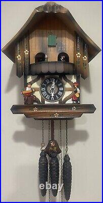 E. SCHMECKENBECHER Dancing Couples Cuckoo Clock German Musical Dancers Working