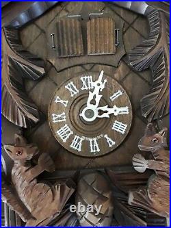 Edelweiss Cuckoo Clock LADOR Switzerland Germany Wood Carved 8266 Works Parts