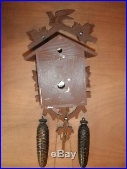 German Black Forest made Herbert Herr Linden Wood 8 Day Cuckoo Clock CK2259A