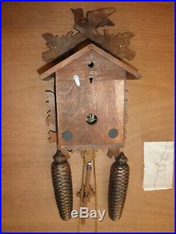 German Black Forest made NIGHT SHUT OFF Linden Wood 8 Day Cuckoo Clock CK2597