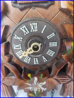 German Cuckoo Clock Engstler Carved Wood READ Painted Flowers Leaf Cross Works