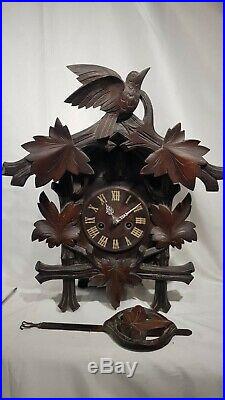 Large Carved Junghans Cuckoo Clock Unusual Intersting Clock Black Forest