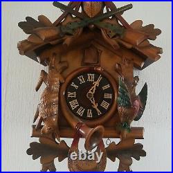 Large Vintage 8 Day Black Forest Hunter Cuckoo Clock
