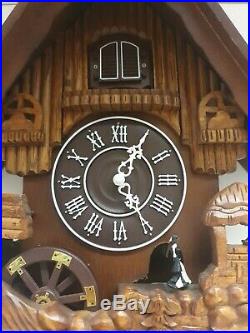 Large Wooden Cuckoo Clock Traditional German Style 19 X 14