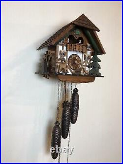 Lg Vintage Handcrafted German/swiss 8 Days Black Forest Cuckoo Clock With Deers