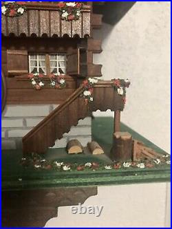 Musical Chalet Cuckoo Clock WORKS! Keeps Time FREE SHIP