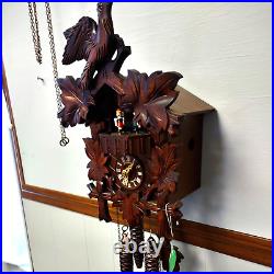 NEW German Hand Carved Schneider 1 Day Cuckoo Clock With Music And Dancers