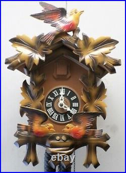 Nice Lightly Used German Black Forest Animated Nest Birds & Eggs Cuckoo Clock