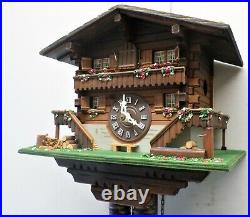 Nice Old Working Wood Swiss Mountain Chalet Widows Walk Cabin Cuckoo Clock