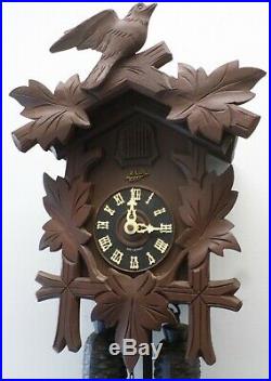 Old German August Schatz Traditional Carved Wood 8 Day Black Forest Cuckoo Clock
