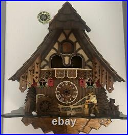 Quartz Cuckoo Clock Black Forest House with Music EN 4661 QM Read Description