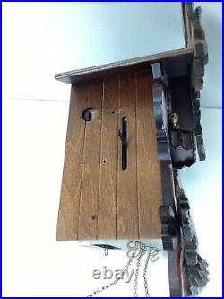 Schwarzwalder Uhren # 8TMT 176/10 German Cuckoo Clock WithMusic & Moving Birds