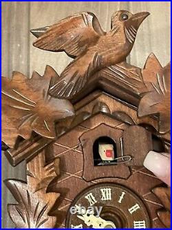 The Original Black Forest Cuckoo Clock Vintage Germany Leaf Bird B23