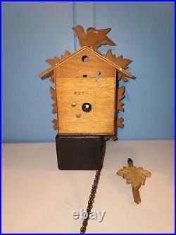 Traditional Carved Black Forest Blonde Cuckoo Clock Company Germany
