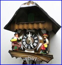 Very Nice German Black Forest Wood Mountain Chalet Cabin Serenade Cuckoo Clock