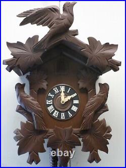 Very Nice Old German Black Forest 3 Bird Working Large Hand Carved Cuckoo Clock