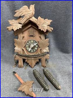 Vintage 12 Hour Leaf and Loon Regula Traditional Cuckoo Clock Germany Working