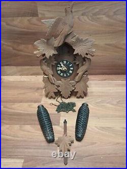 Vintage 8 Day Leaf and Loon Regula Traditional Cuckoo Clock West Germany READ