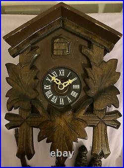 Vintage Antique Schmeckenbecher German Black Forest Wood Cuckoo Clock Regula 853