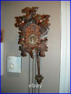 Vintage Carved Black Forest German Cuckoo Clock Clock with Regula Movement GWO