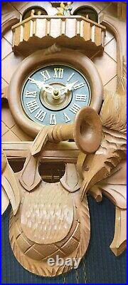 Vintage Cuendet German Black Forest Cuckcoo Clock Hunting Theme Works