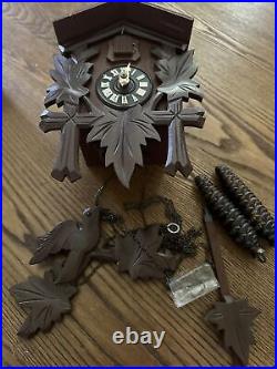 Vintage German Black Forest Cuckoo Clock Hand Carved
