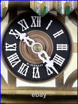 Vintage Schmeckenbecher Cuckoo Clock Black Forrest Dancing Groups NOS NEW 1969